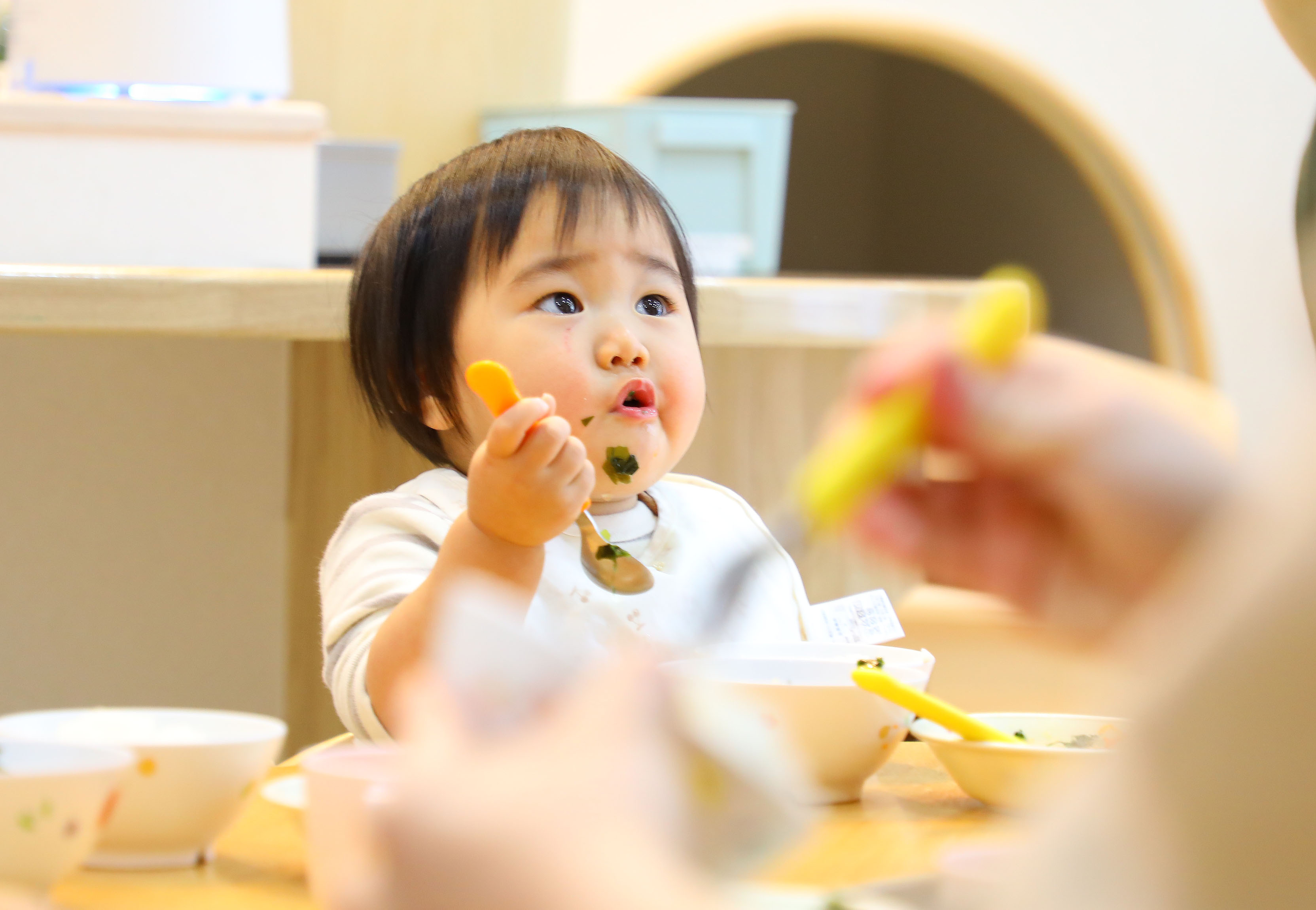 福岡市城南区荒江の保育園「くれっしぇんど保育園」の保育写真