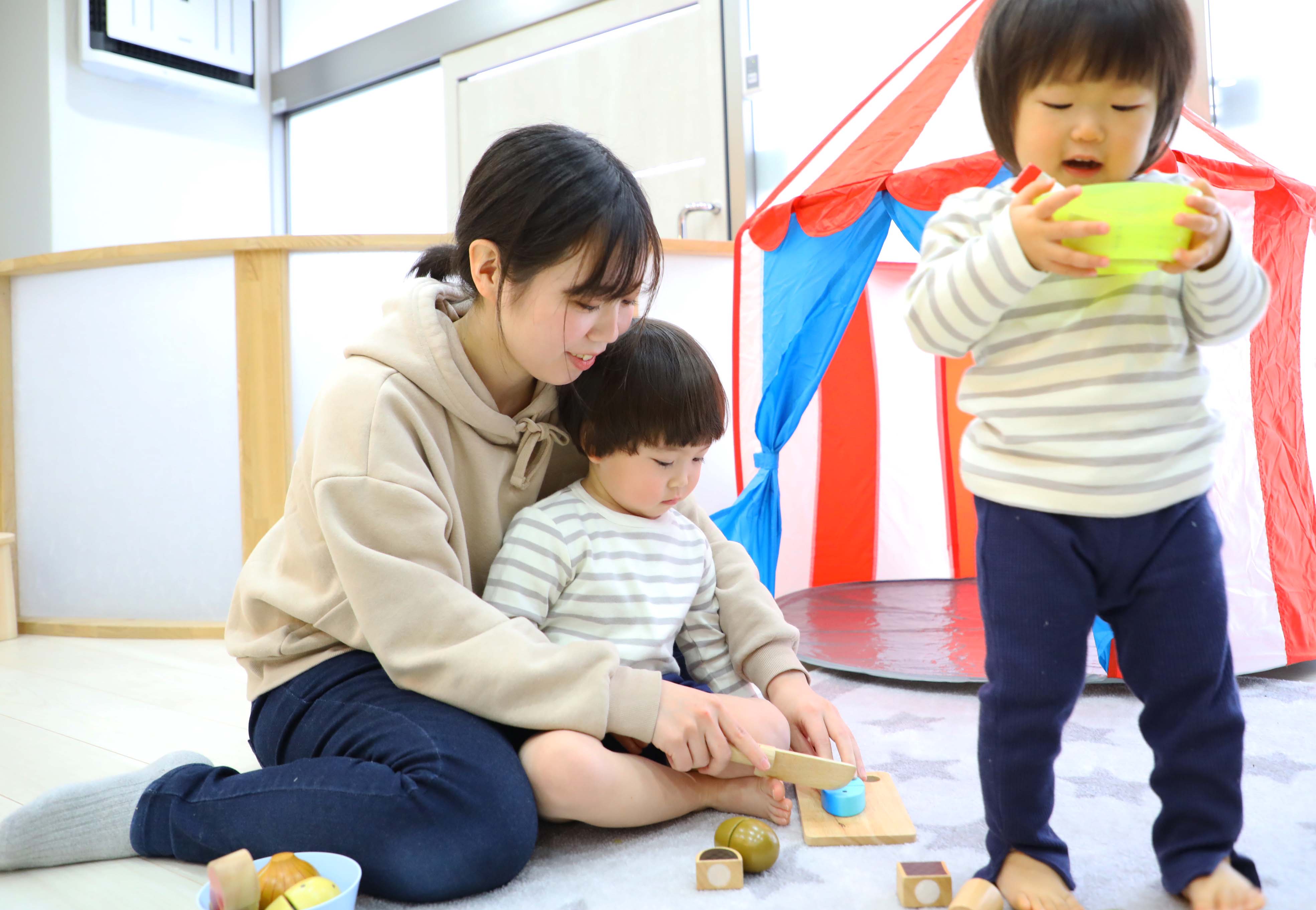 福岡市城南区荒江の保育園「くれっしぇんど保育園」の保育写真