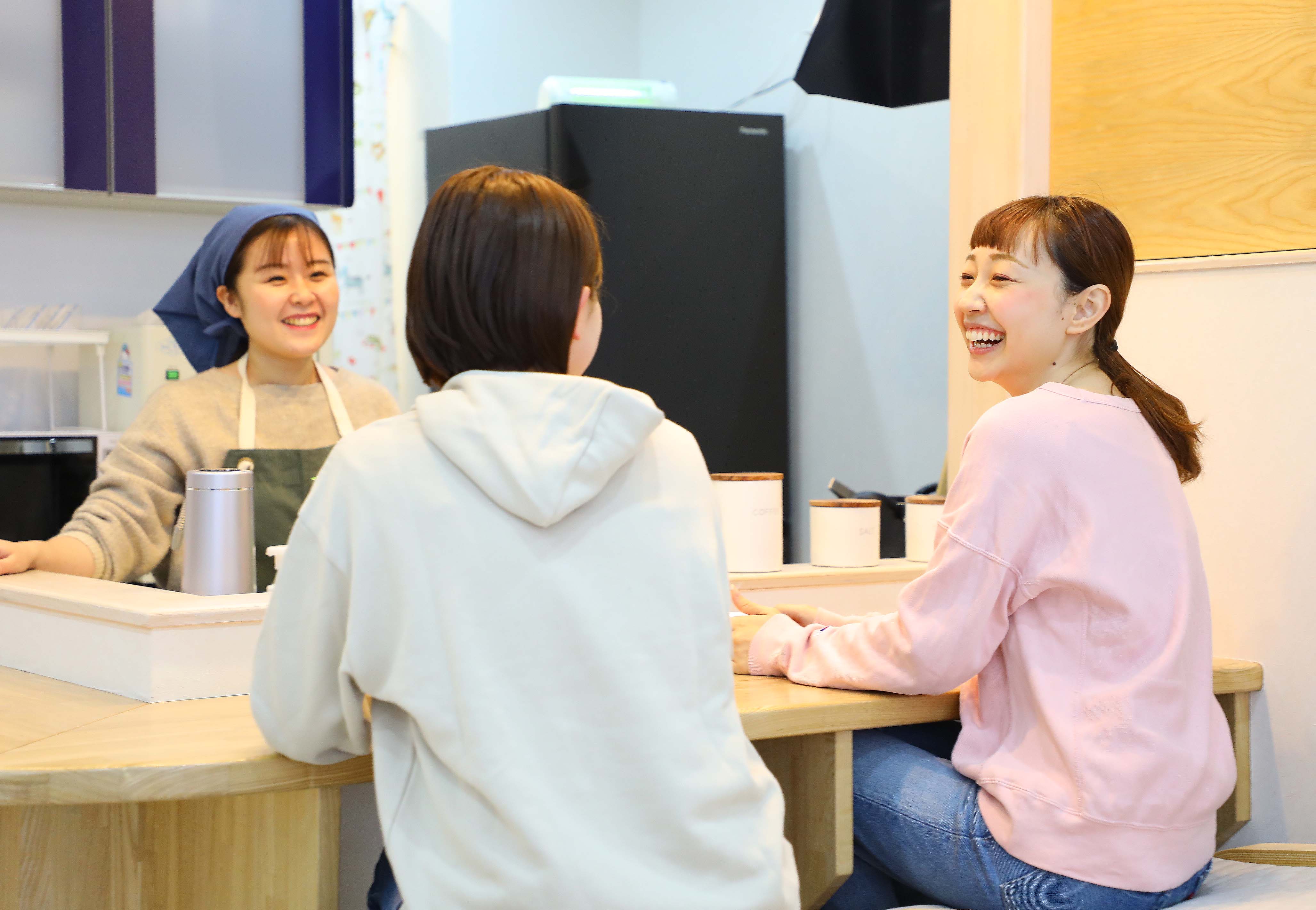 福岡市城南区荒江の保育園「くれっしぇんど保育園」の保育写真